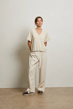 Load image into Gallery viewer, Briggs V-Neck SS Sweatshirt - Ecru