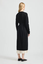 Load image into Gallery viewer, Long V - Cardigan - Black