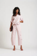Load image into Gallery viewer, Le Anorak washed cotton shirt - Icy Pink