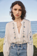 Load image into Gallery viewer, Passionflower Blouse _ Chalk