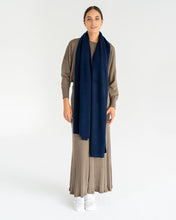 Load image into Gallery viewer, Cashmere Travel Wrap - Navy