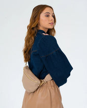 Load image into Gallery viewer, Alamo Sling Bag - Latte