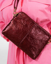 Load image into Gallery viewer, Bowery Wallet - Plum Crinkle