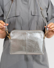 Load image into Gallery viewer, Bowery Wallet - Titanium Crinkle