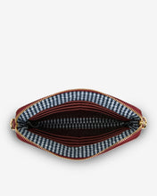 Load image into Gallery viewer, Bowery Wallet - Plum Crinkle