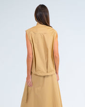 Load image into Gallery viewer, Clare Vest - Camel