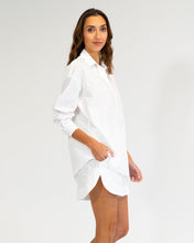 Load image into Gallery viewer, Sicily Short - White