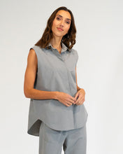 Load image into Gallery viewer, Maui Sleeveless Shirt - Khaki