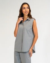 Load image into Gallery viewer, Maui Sleeveless Shirt - Khaki