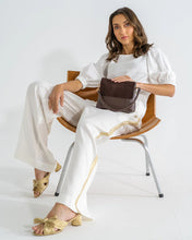 Load image into Gallery viewer, Mini Amber - Chocolate