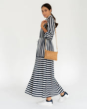 Load image into Gallery viewer, Molly Crossbody - Vintage Tan