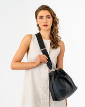 Load image into Gallery viewer, Montague Bag - Black