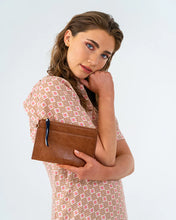 Load image into Gallery viewer, New York Coin Purse - Tan Pebble