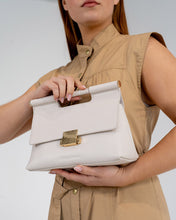 Load image into Gallery viewer, Payton Handbag - Chalk