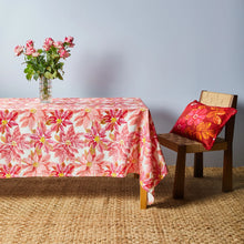 Load image into Gallery viewer, Tablecloth - Pointsetta Red