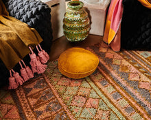 Load image into Gallery viewer, Round Pea Cushion - Pecan