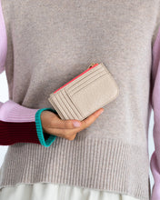 Load image into Gallery viewer, Centro Wallet - Oyster