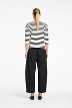 Load image into Gallery viewer, Barrel Leg Pant - Black