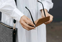 Load image into Gallery viewer, Glasses Case - Tan