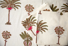 Load image into Gallery viewer, Los Cabos Napkins - White Hibiscus (Set of 4)