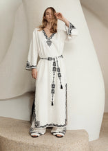 Load image into Gallery viewer, Celeus Dori Embroidery Caftan