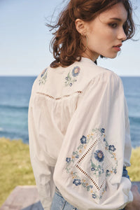Passionflower Blouse _ Chalk