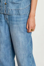 Load image into Gallery viewer, Ascend Pant - Mid Wash Denim