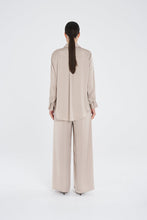 Load image into Gallery viewer, Soft Shirt - Champagne