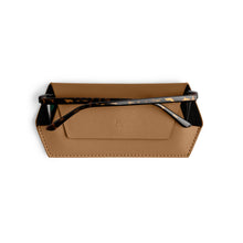 Load image into Gallery viewer, Glasses Case - Tan