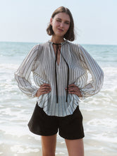 Load image into Gallery viewer, Radical Blouse  - Cream / Black