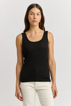 Load image into Gallery viewer, Scoop Merino Tank - Black