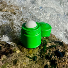 Load image into Gallery viewer, Refillable Sunscreen Applicator - Daintree Green