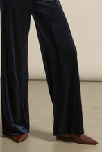 Load image into Gallery viewer, Settle Sling Back - Currant Leather