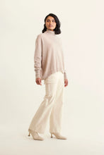 Load image into Gallery viewer, Polo Bay Cashmere Sweater - Lightweight Beige