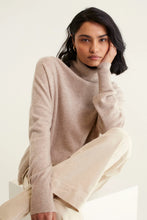 Load image into Gallery viewer, Polo Bay Cashmere Sweater - Lightweight Beige
