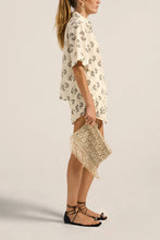 Load image into Gallery viewer, Macrame fringe clutch - Ivory