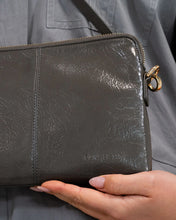 Load image into Gallery viewer, Bowery Crossbody - Khaki Crinkle