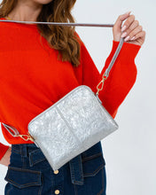 Load image into Gallery viewer, Bowery Wallet - Silver Crinkle