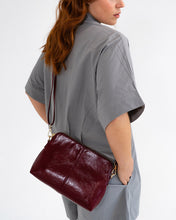 Load image into Gallery viewer, Burbank Crossbody Large - Burgundy Crinkle