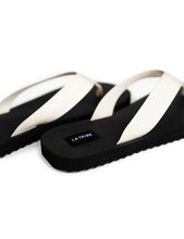 Load image into Gallery viewer, Canvas Thong - Cream
