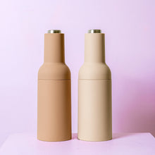 Load image into Gallery viewer, Thea Automatic S&amp;P Grinder Set - Beige/ Caramel