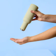 Load image into Gallery viewer, Thea Automatic S&amp;P Grinder Set - Beige/ Caramel