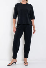 Load image into Gallery viewer, Powder Knit Plaza Crew Top - Black