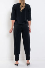 Load image into Gallery viewer, Powder Knit Plaza Crew Top - Black