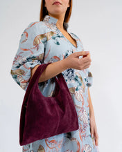 Load image into Gallery viewer, Emery Tote - Burgundy