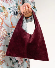 Load image into Gallery viewer, Emery Tote - Burgundy