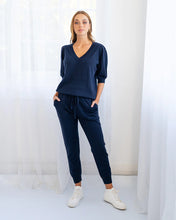 Load image into Gallery viewer, Ivy Track Pant - Navy