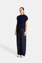 Load image into Gallery viewer, Cate Vest - Navy