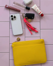 Load image into Gallery viewer, Flat Pouch - Lemon