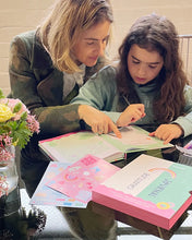 Load image into Gallery viewer, Kid &amp; Adults Gratitude Journal